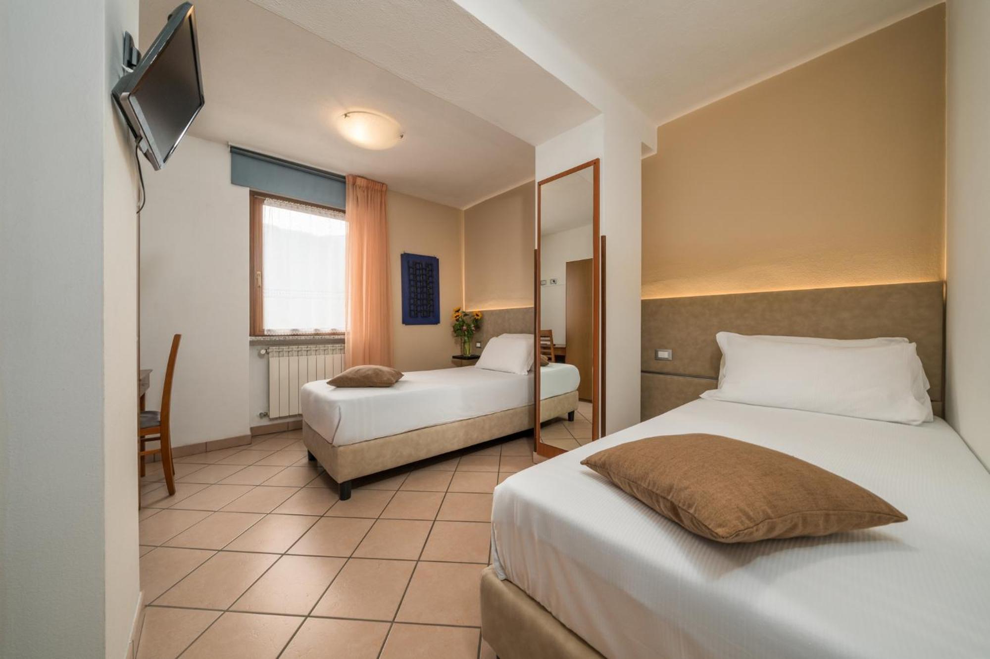 Hotel Oasi Verde Bienno Екстер'єр фото