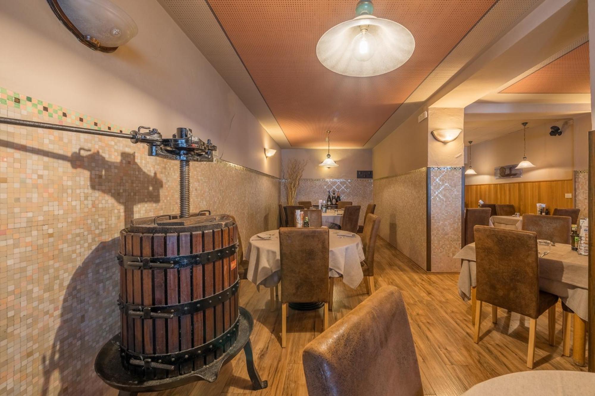 Hotel Oasi Verde Bienno Екстер'єр фото